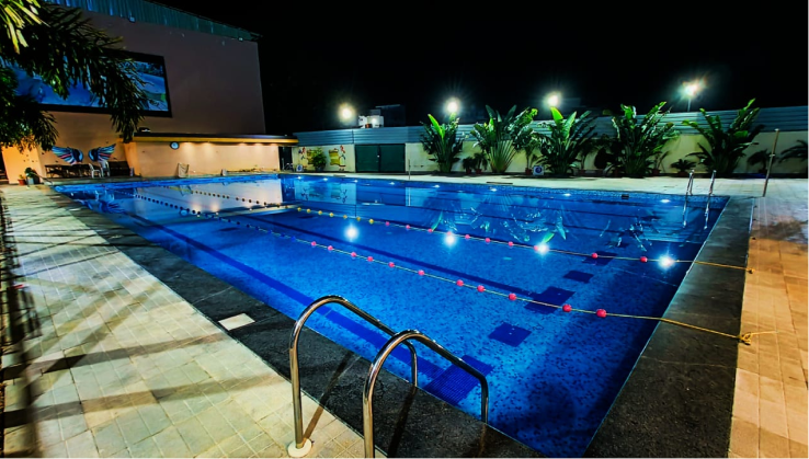 Swimming Pool Image 3